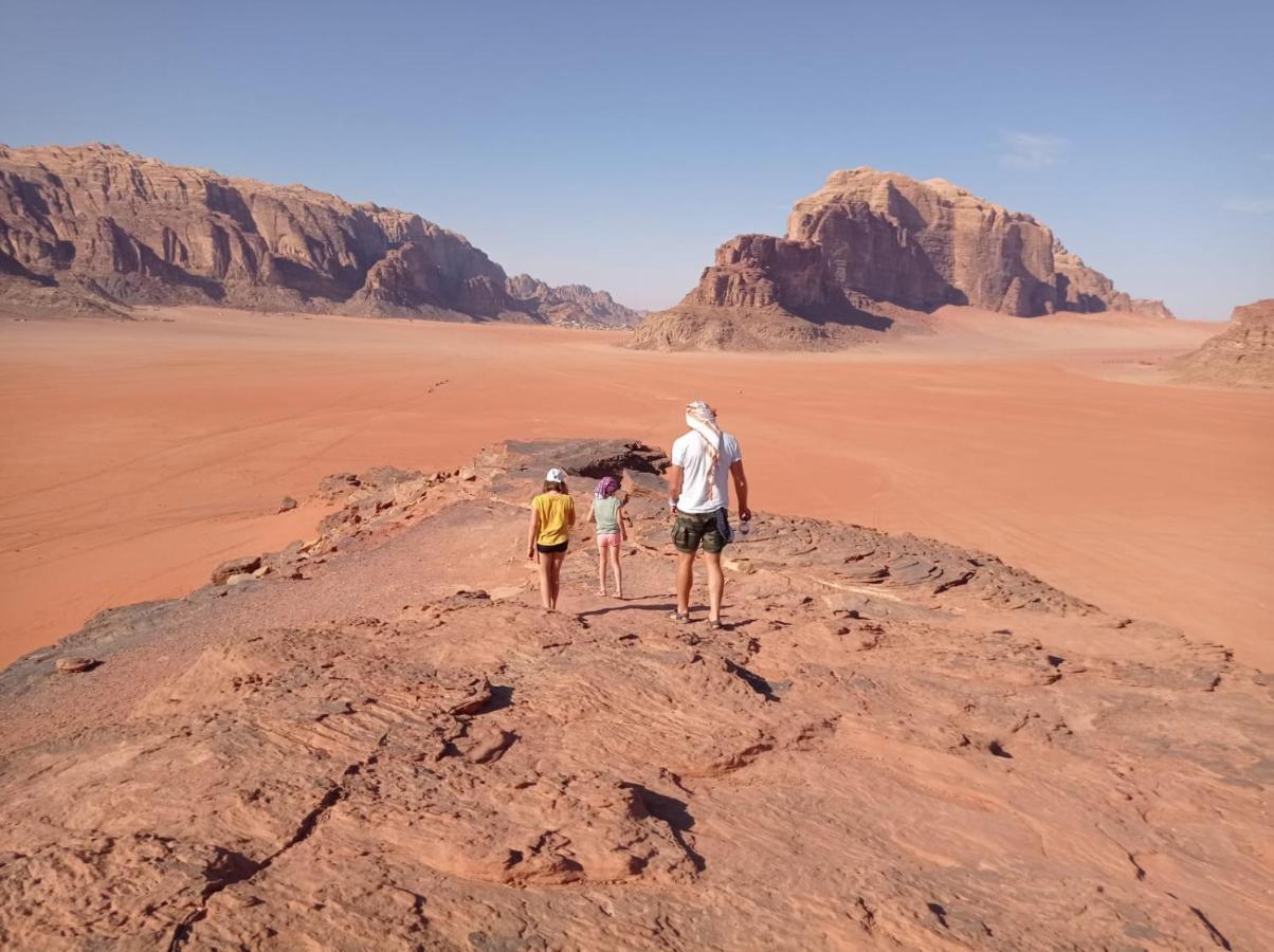 Golden Sands Camp Wadi Rum Exterior photo