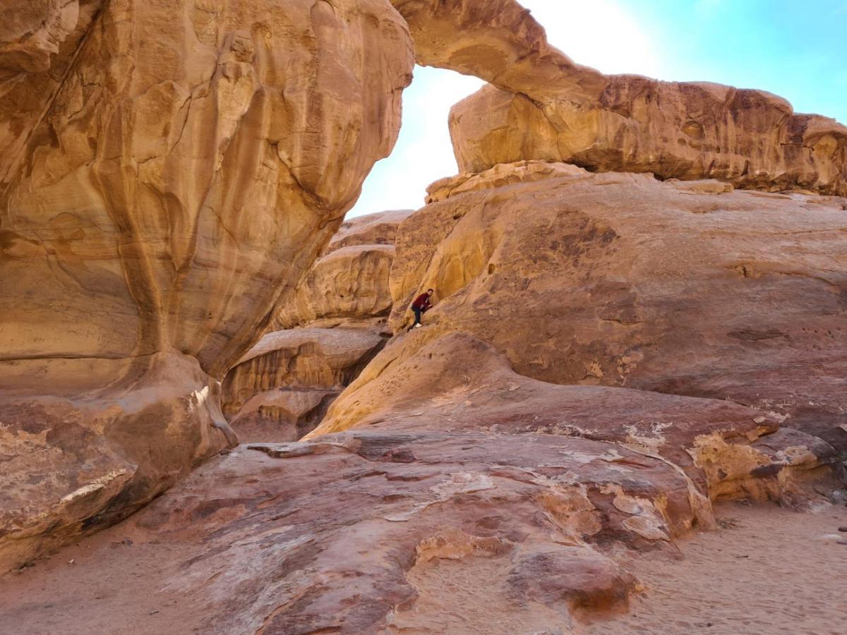 Golden Sands Camp Wadi Rum Exterior photo