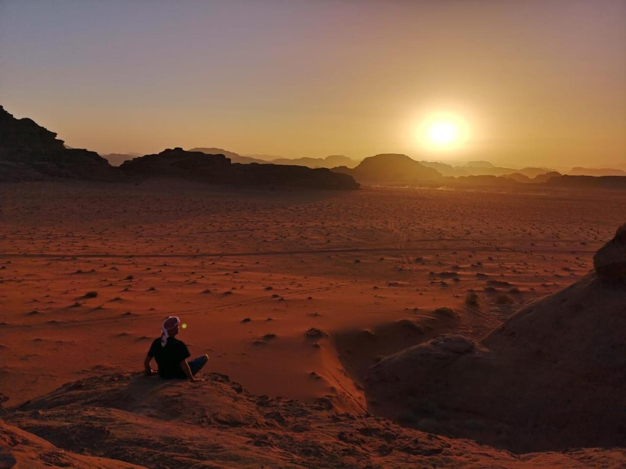 Golden Sands Camp Wadi Rum Exterior photo