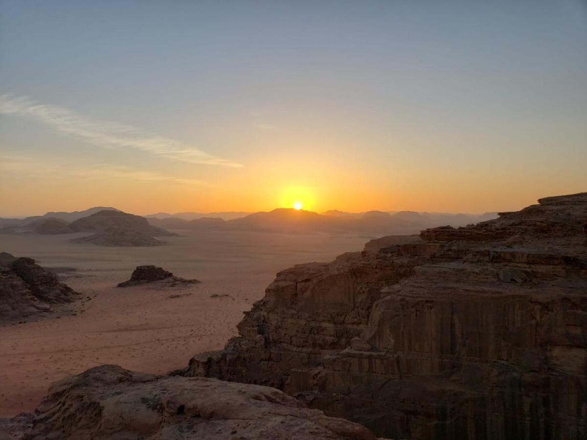 Golden Sands Camp Wadi Rum Exterior photo